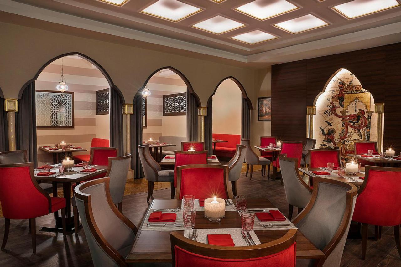 Voco Al Khobar By Ihg Hotel Kültér fotó The restaurant